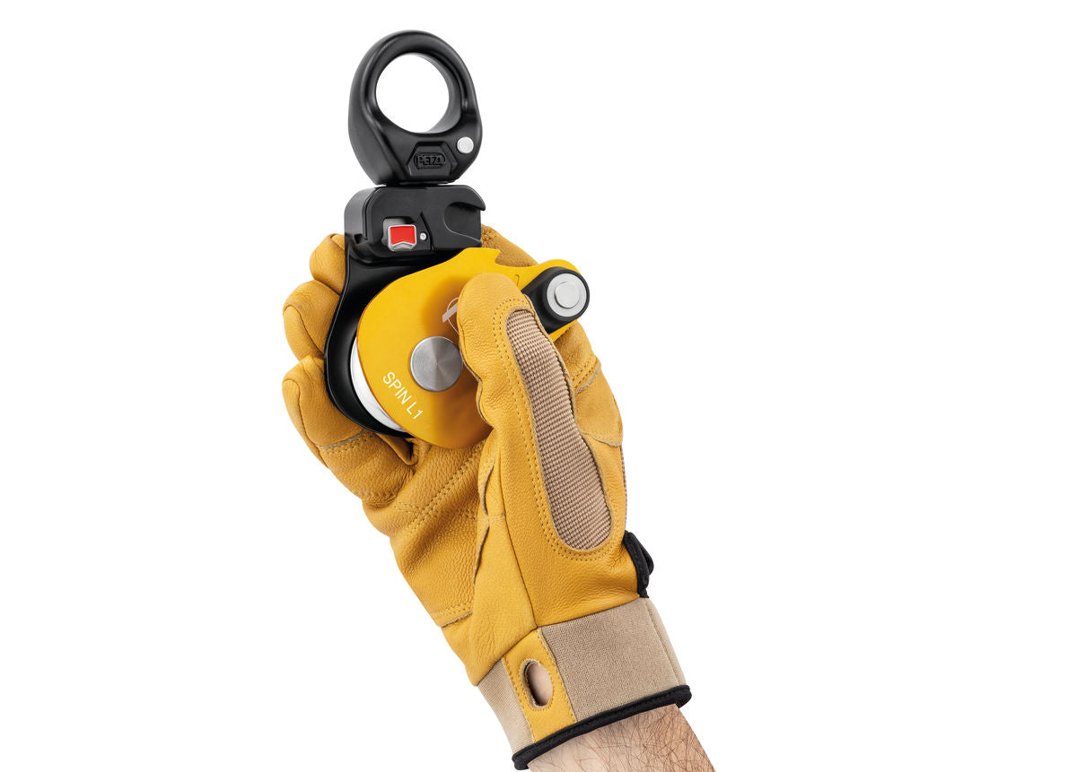 PETZL Spin L1 Single Pulley with Swivel