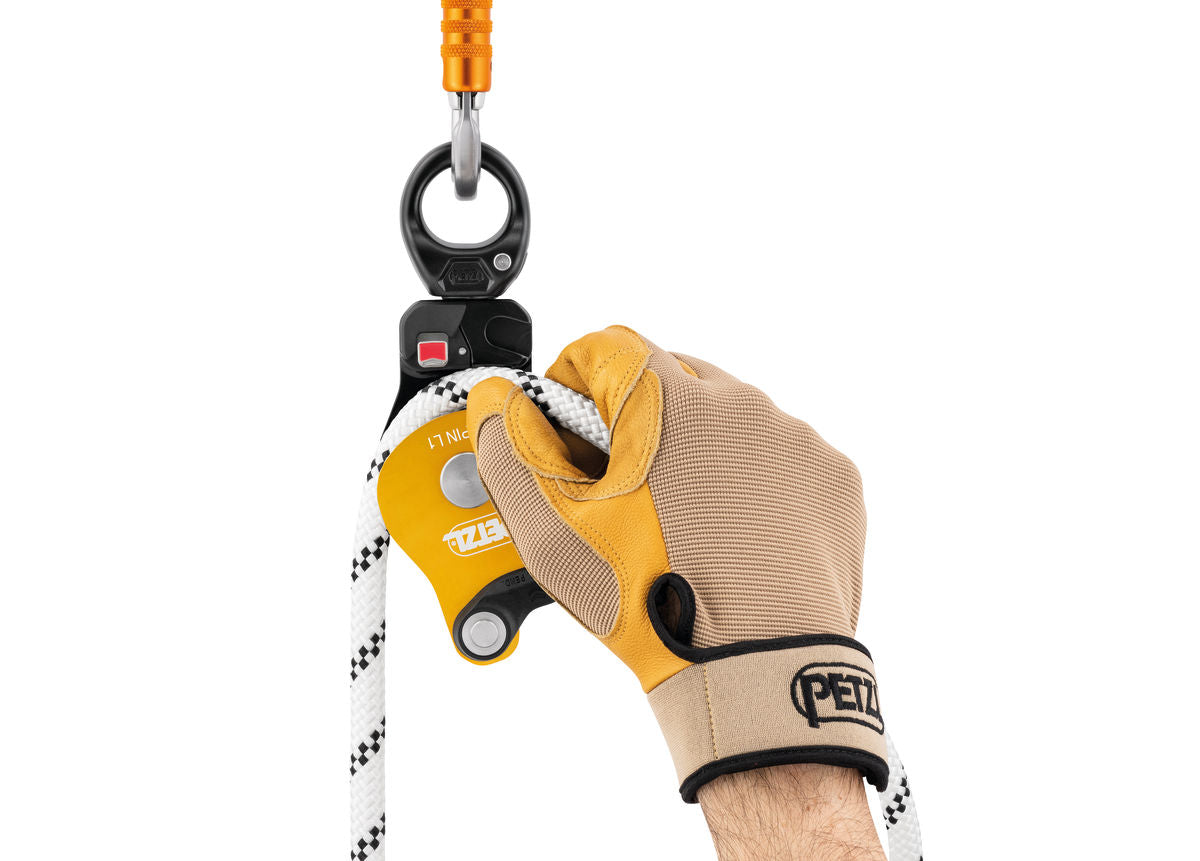 PETZL Spin L1 Single Pulley with Swivel